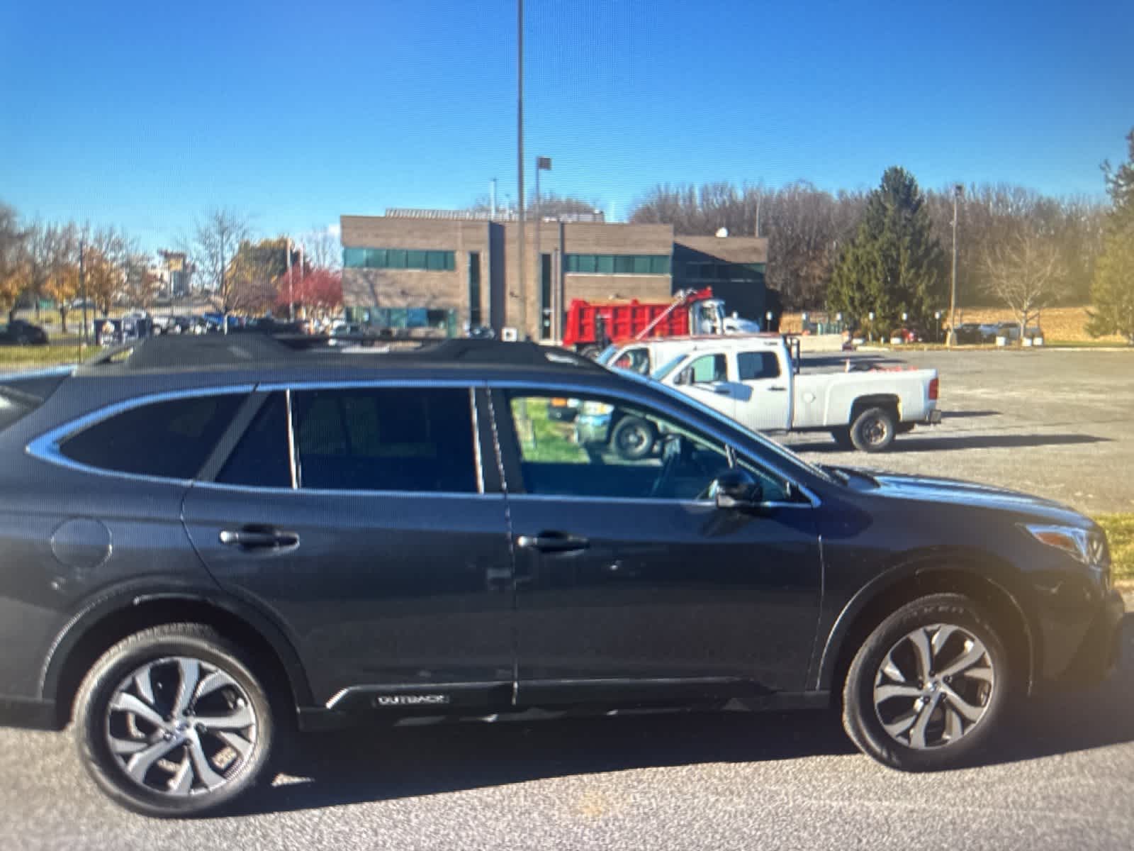 Thumbnail: 2022 Subaru Outback - 5