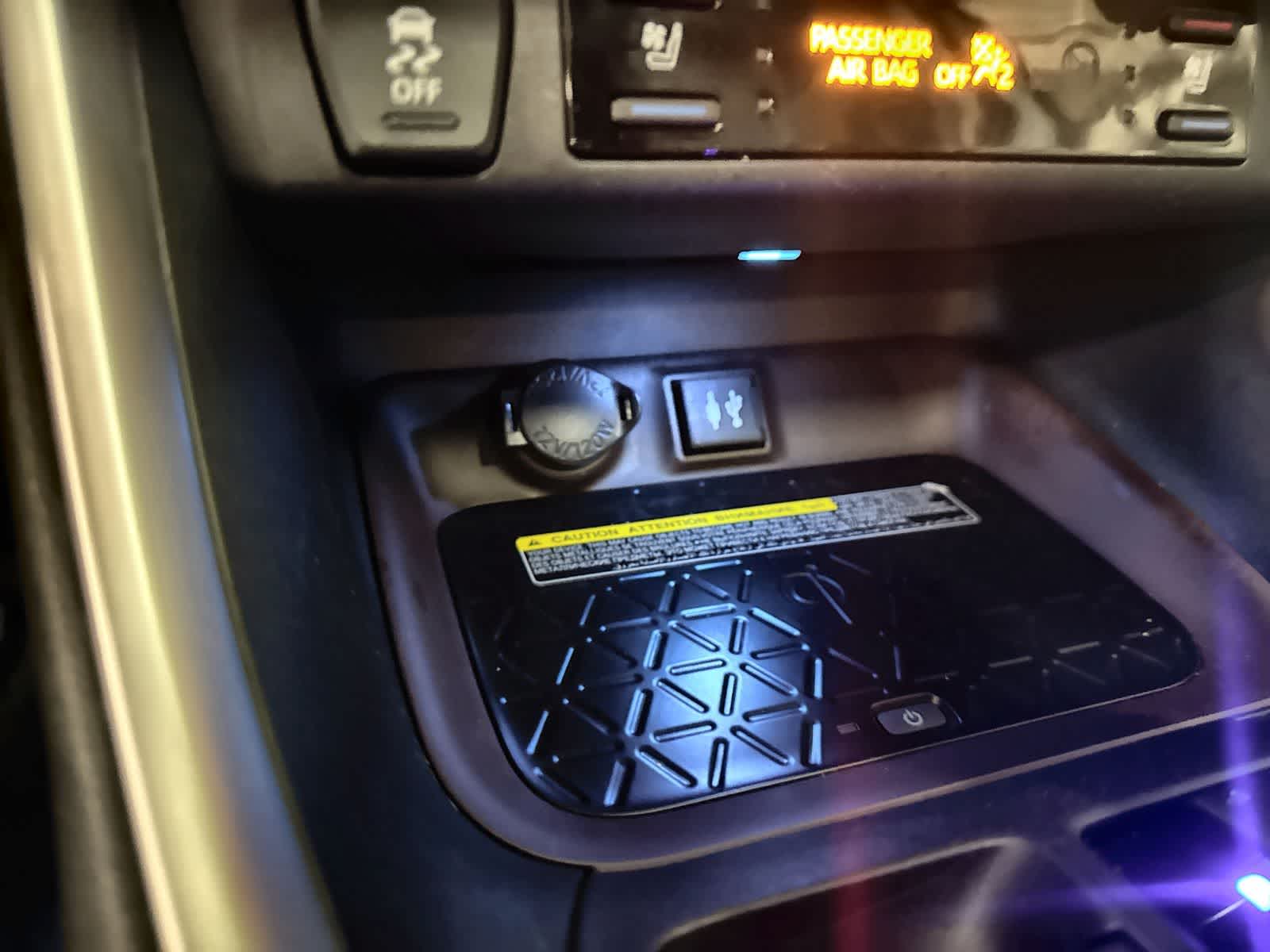 Thumbnail: 2019 Toyota RAV4 - 30