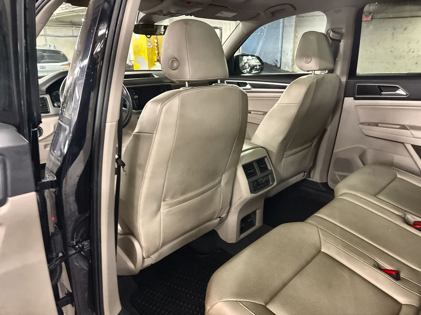 Thumbnail: 2018 Volkswagen Atlas - 19