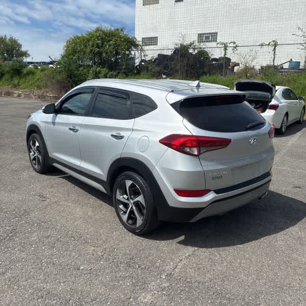 Thumbnail: 2017 Hyundai Tucson - 4