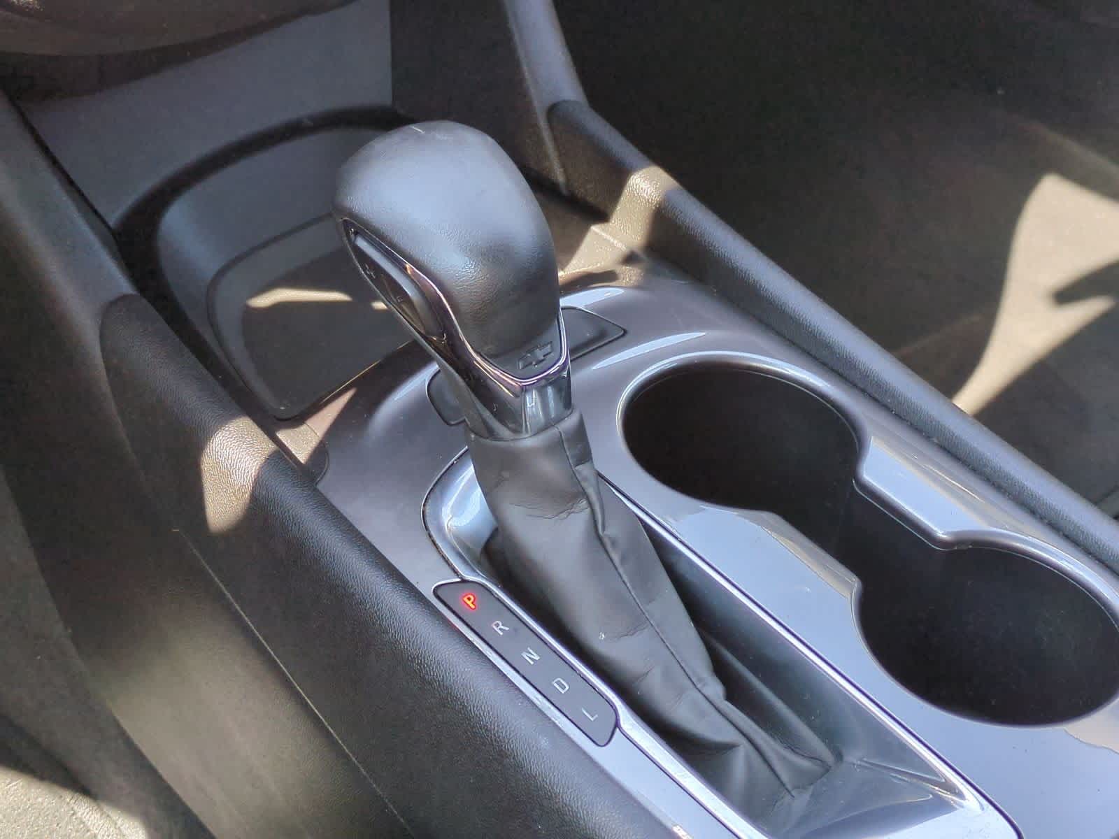 Thumbnail: 2021 Chevrolet Malibu - 31