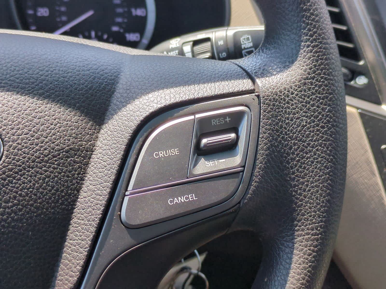 Thumbnail: 2017 Hyundai Santa Fe - 24