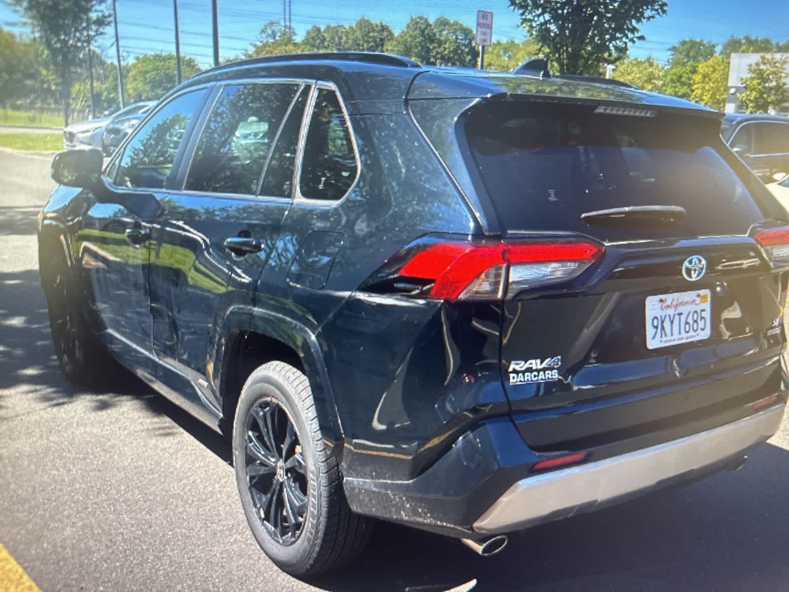 Thumbnail: 2022 Toyota RAV4 - 3