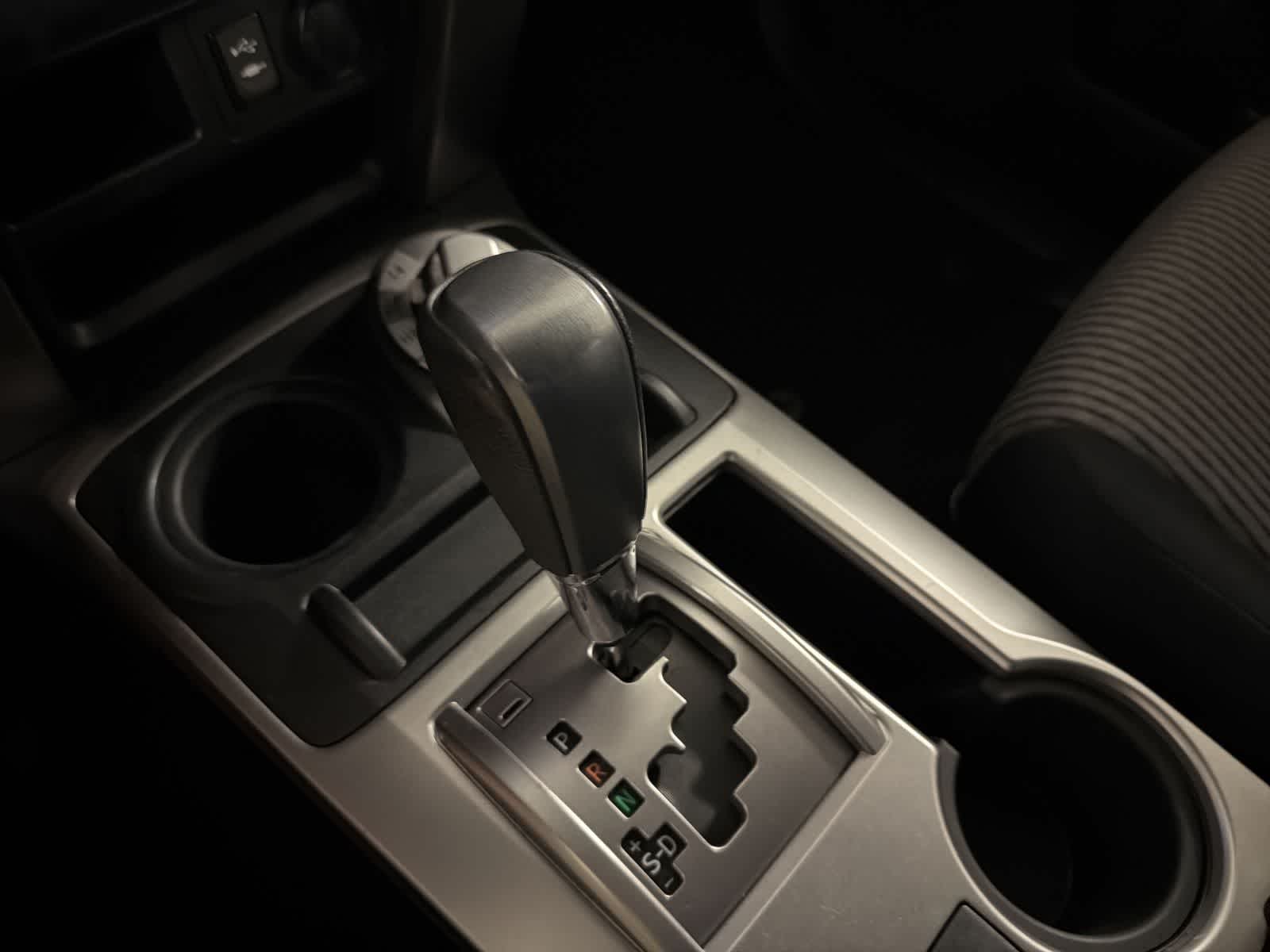 Thumbnail: 2015 Toyota 4Runner - 29
