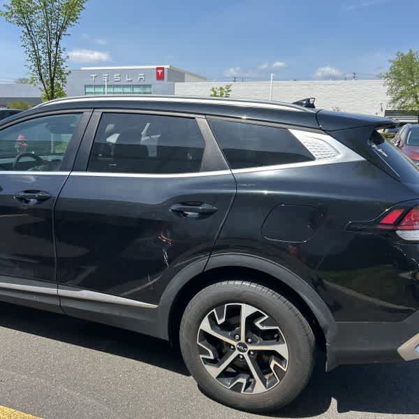 Thumbnail: 2023 Kia Sportage - 4