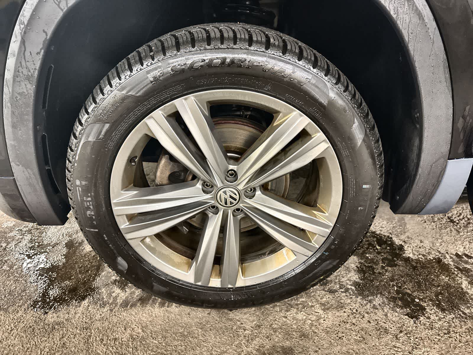 Thumbnail: 2018 Volkswagen Atlas - 14