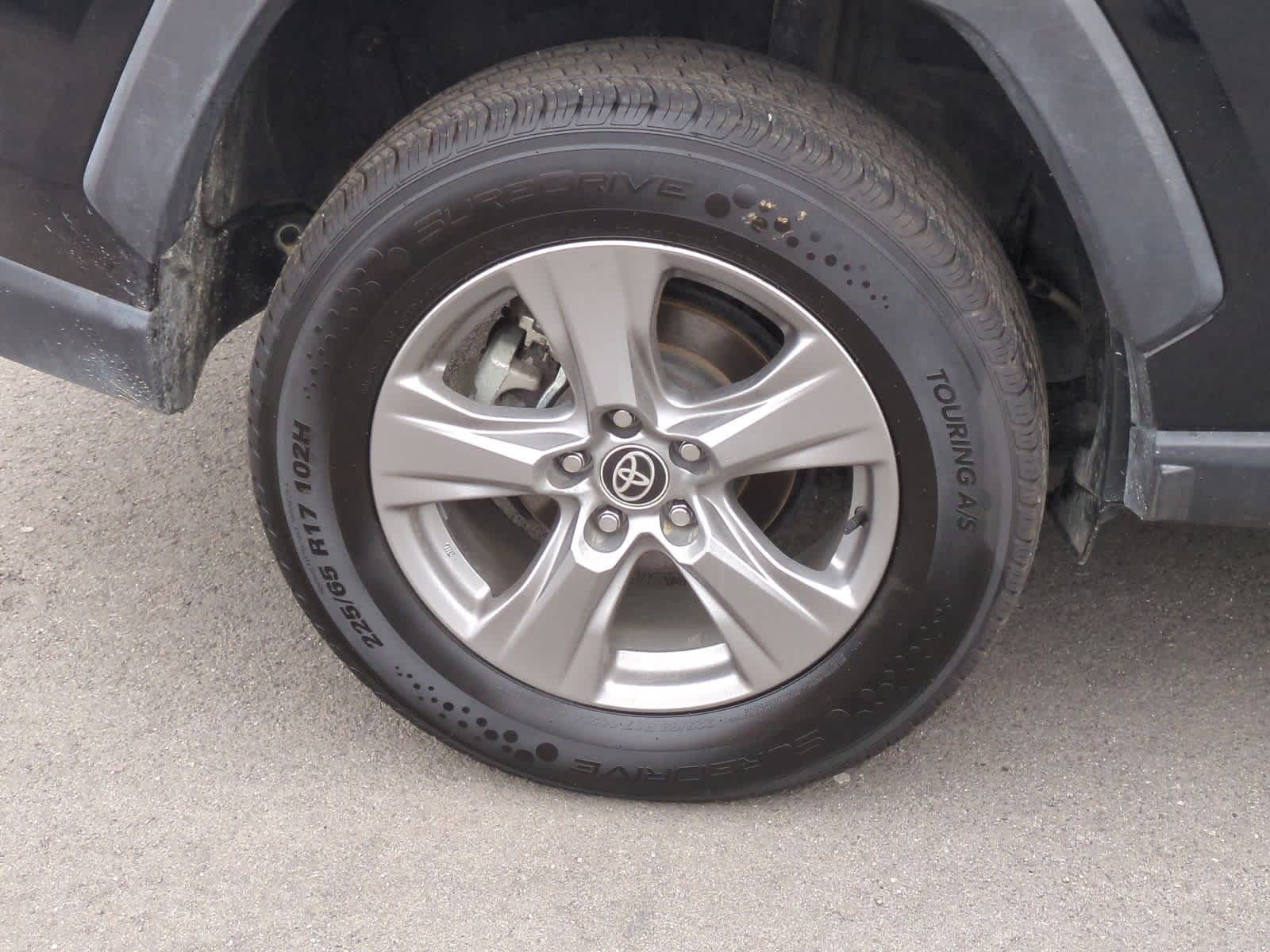 Thumbnail: 2024 Toyota RAV4 - 14