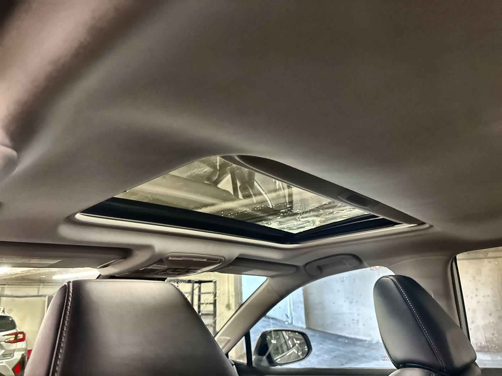 Thumbnail: 2019 Toyota RAV4 - 20