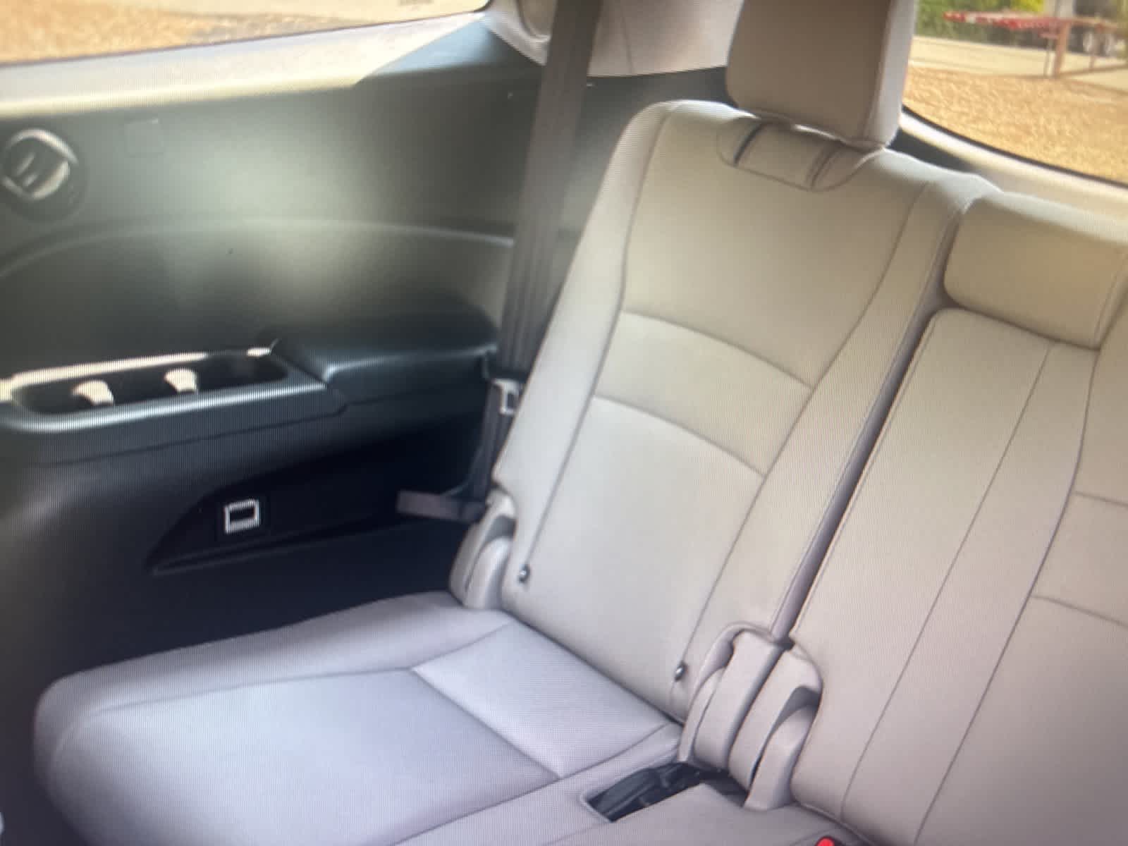 Thumbnail: 2019 Honda Pilot - 17