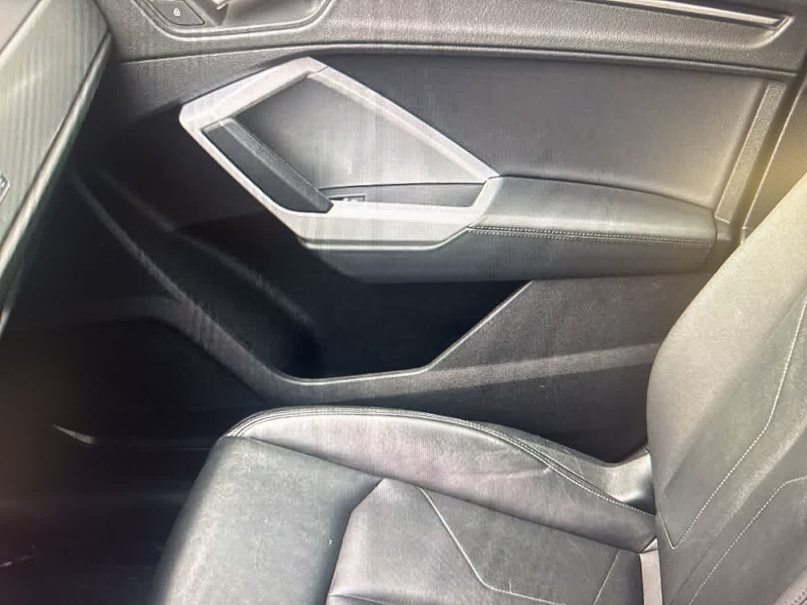 Thumbnail: 2022 Audi Q3 - 12