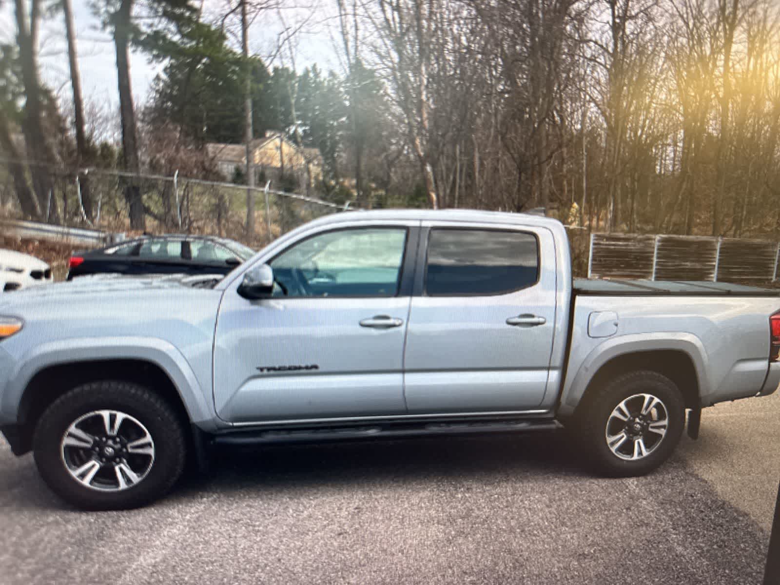 Thumbnail: 2018 Toyota Tacoma - 2