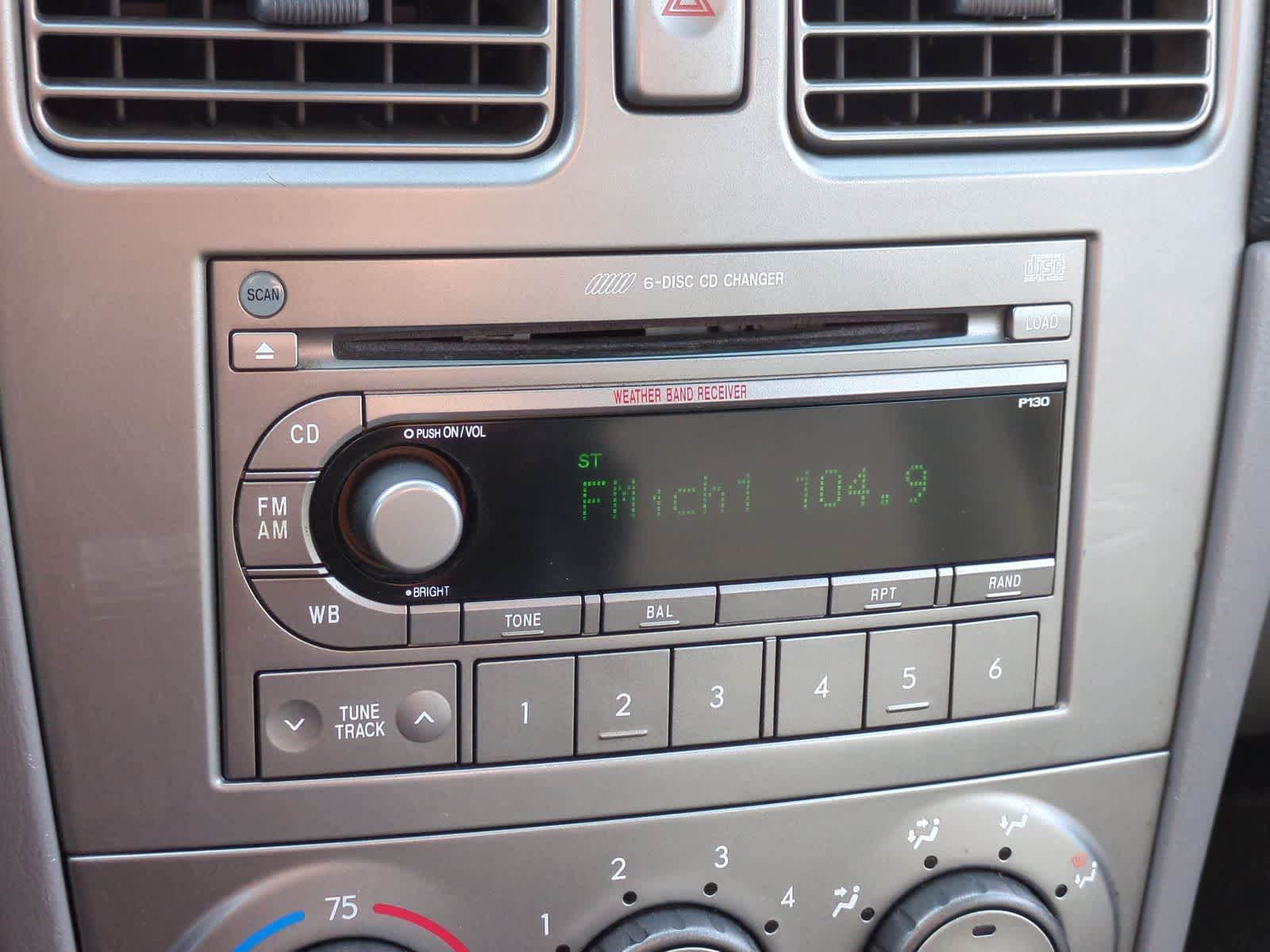 Thumbnail: 2004 Subaru Forester - 27