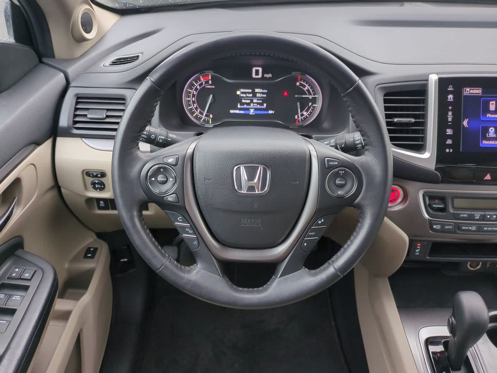 Thumbnail: 2017 Honda Pilot - 24