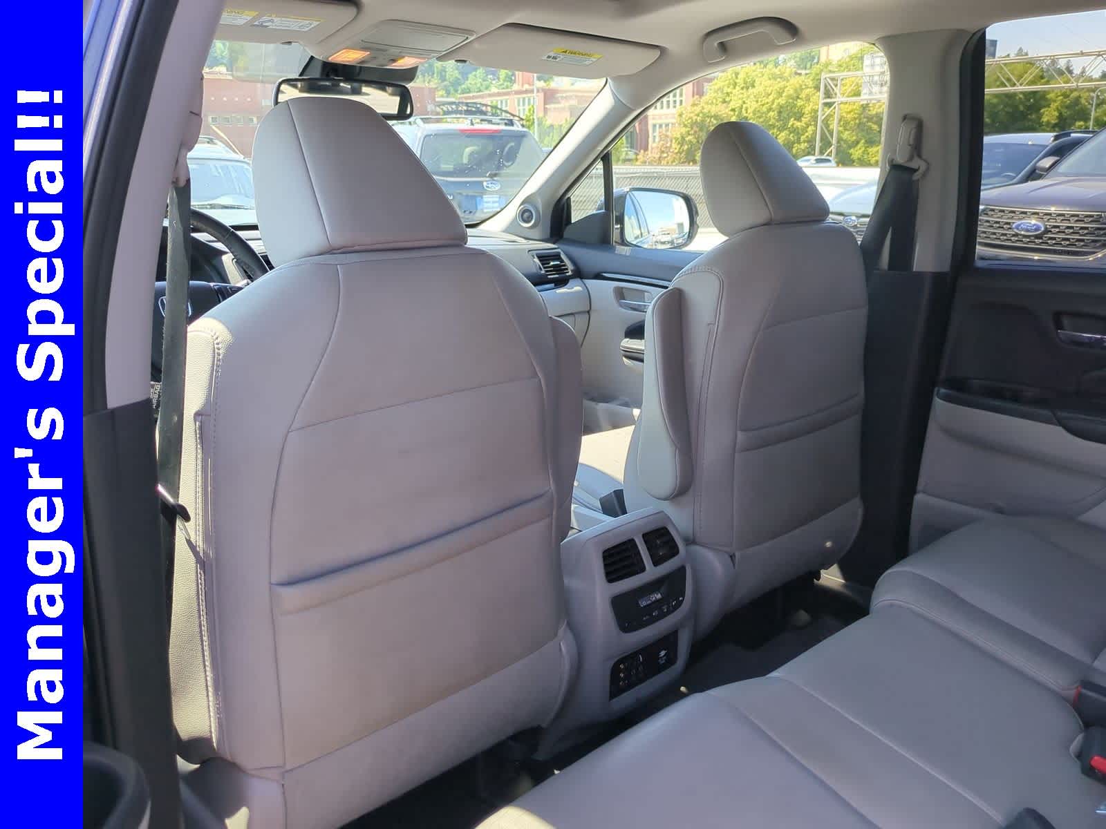 Thumbnail: 2016 Honda Pilot - 18