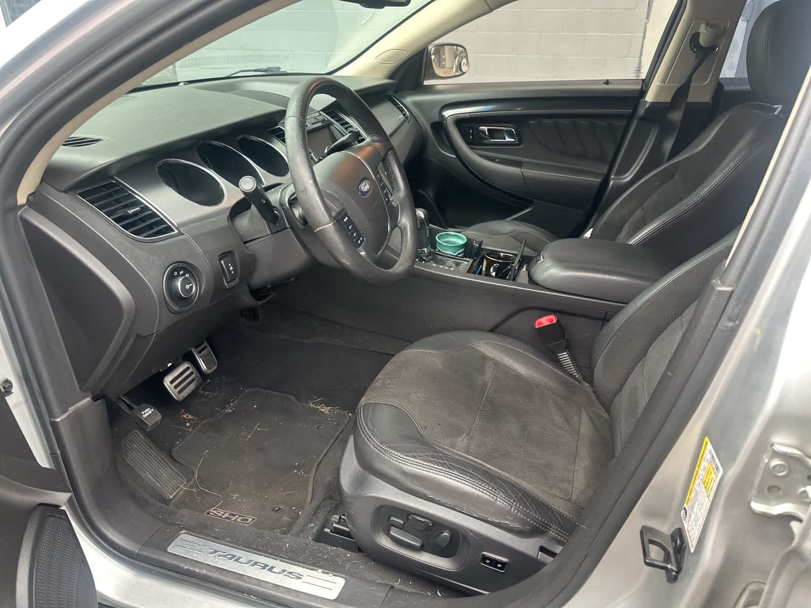 Thumbnail: 2010 Ford Taurus - 5