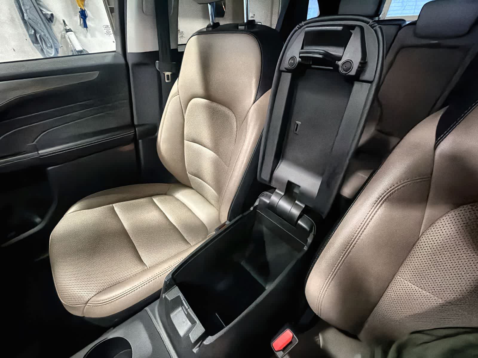 Thumbnail: 2022 Ford Escape - 28