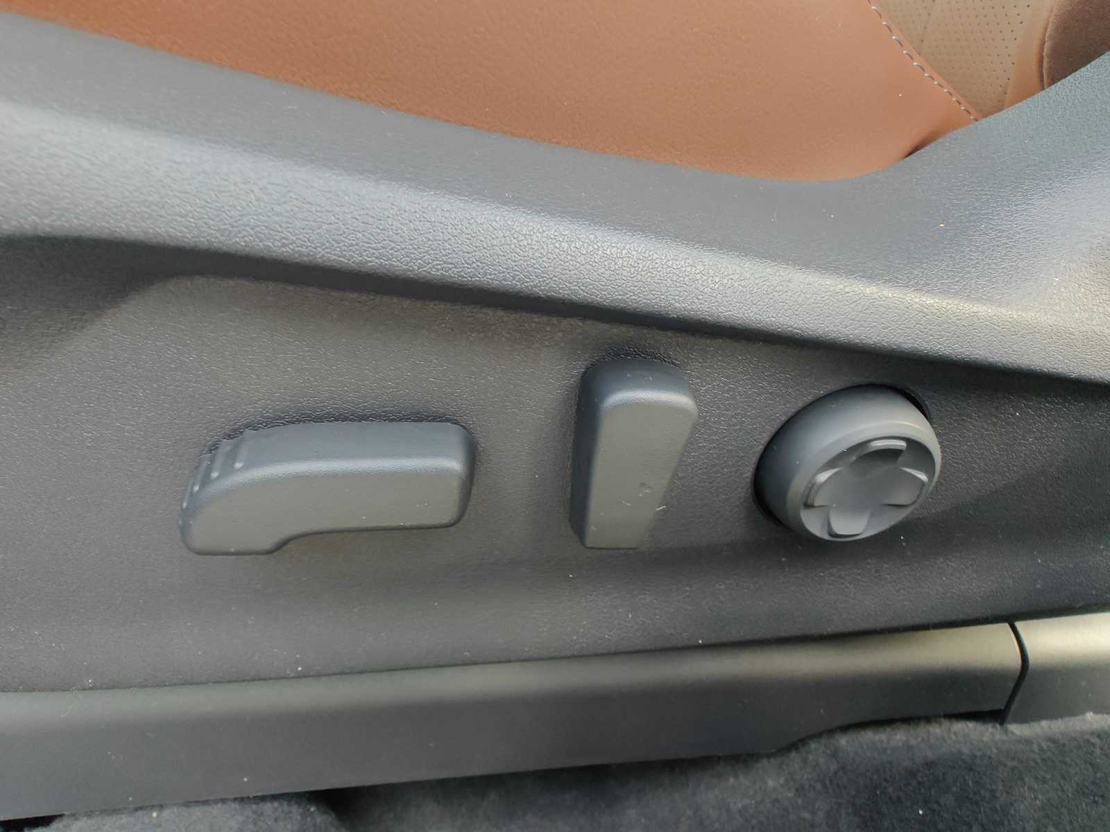 Thumbnail: 2026 Subaru Ascent - 18