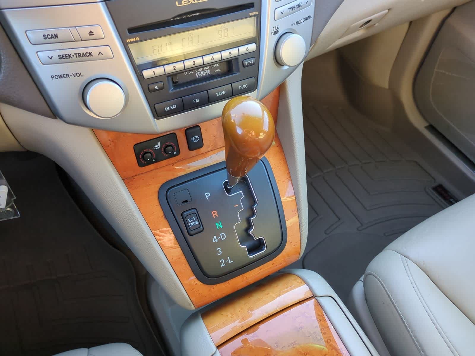 Thumbnail: 2007 Lexus RX - 32