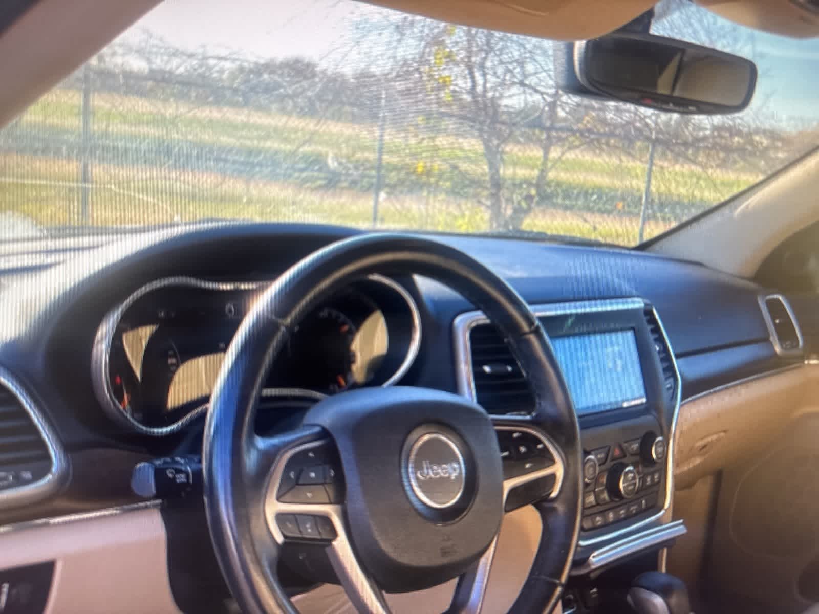 Thumbnail: 2018 Jeep Grand Cherokee - 15