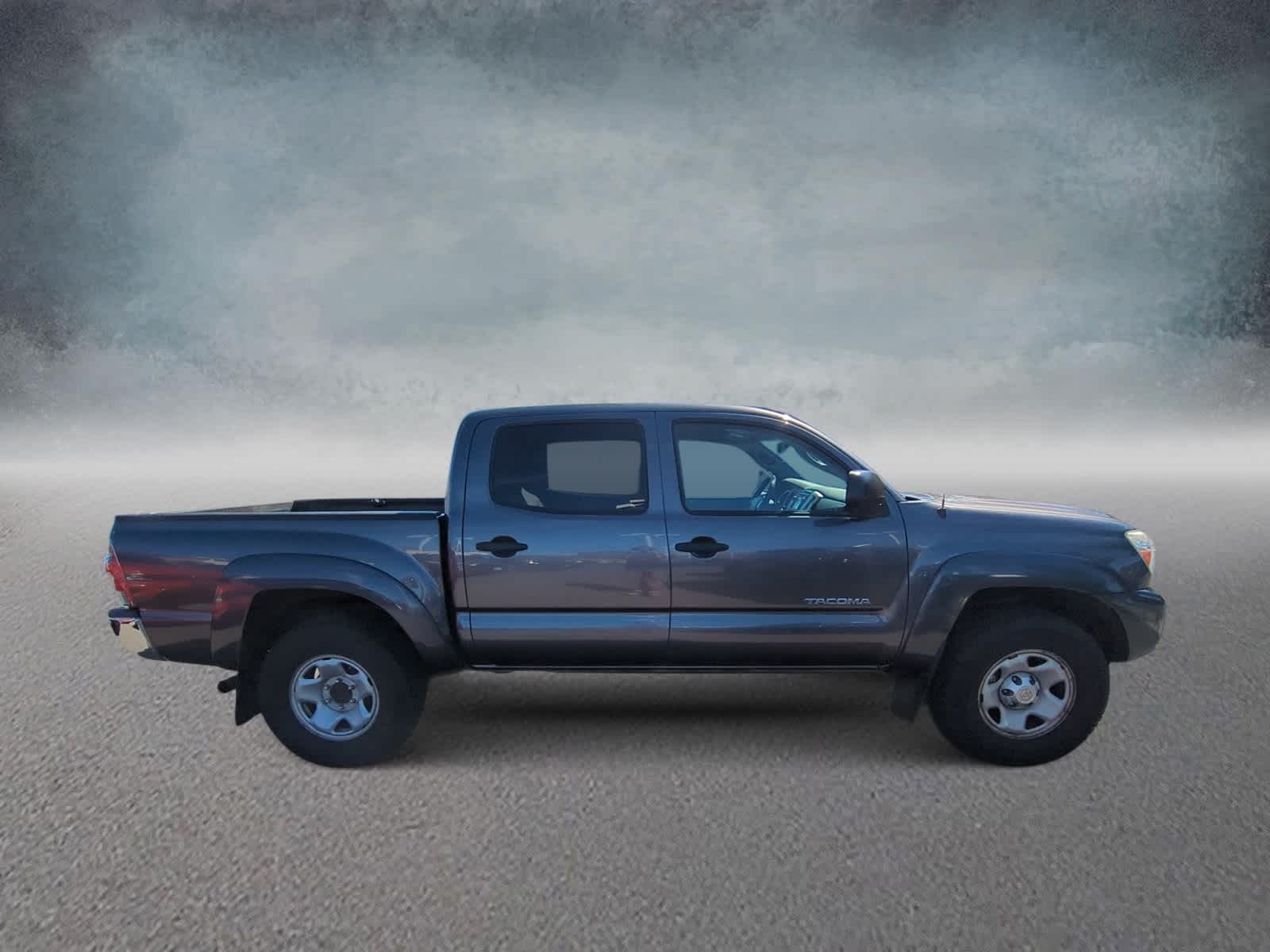 Thumbnail: 2013 Toyota Tacoma - 9