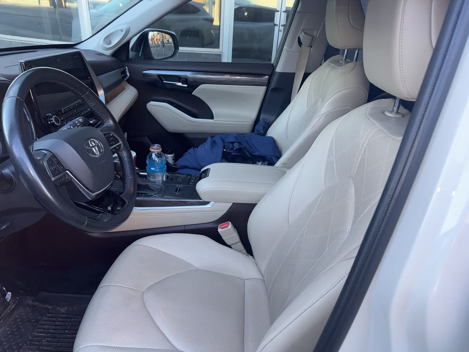 Thumbnail: 2021 Toyota Highlander - 5