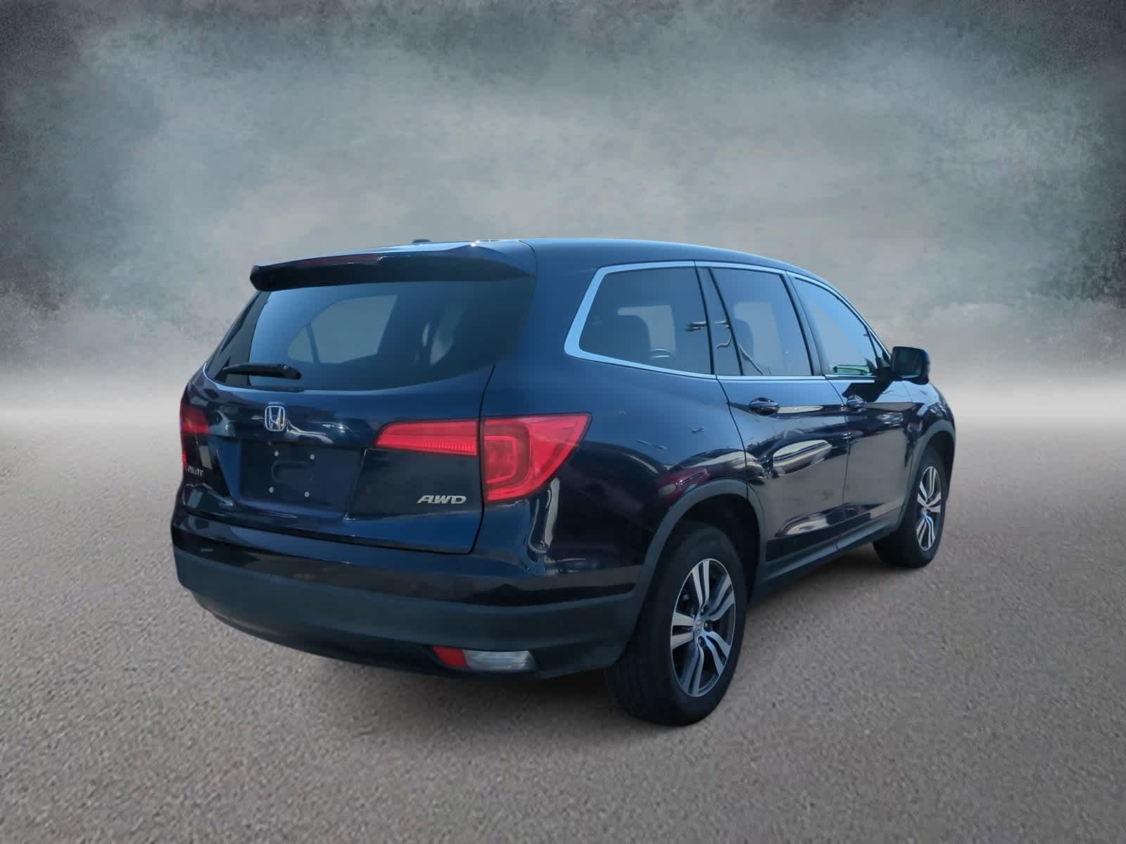 Thumbnail: 2018 Honda Pilot - 8