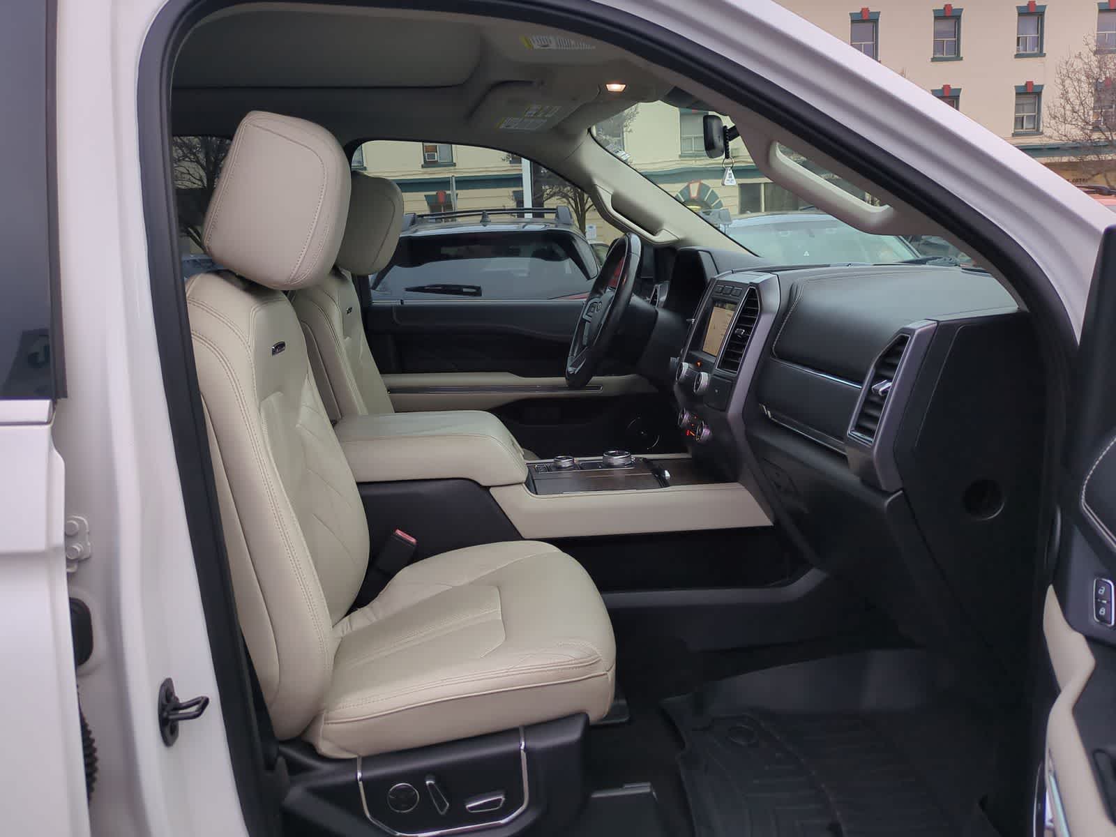 Thumbnail: 2019 Ford Expedition - 23