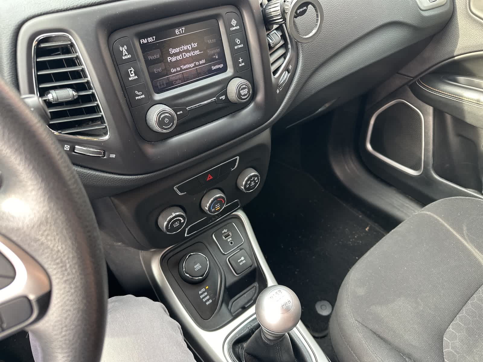 Thumbnail: 2018 Jeep Compass - 3