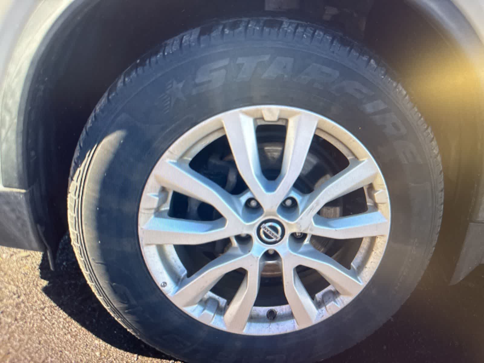 Thumbnail: 2019 Nissan Rogue - 9