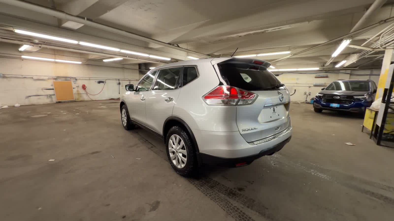 Thumbnail: 2015 Nissan Rogue - 6