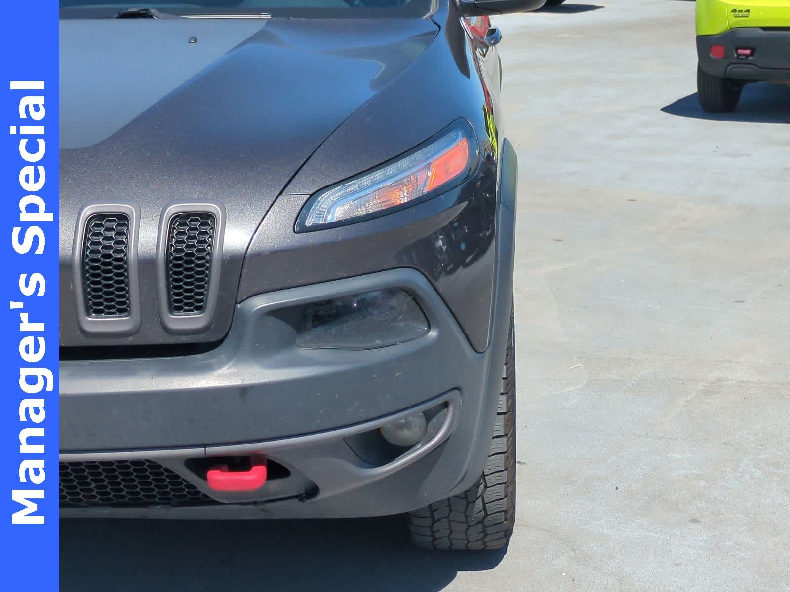Thumbnail: 2016 Jeep Cherokee - 11