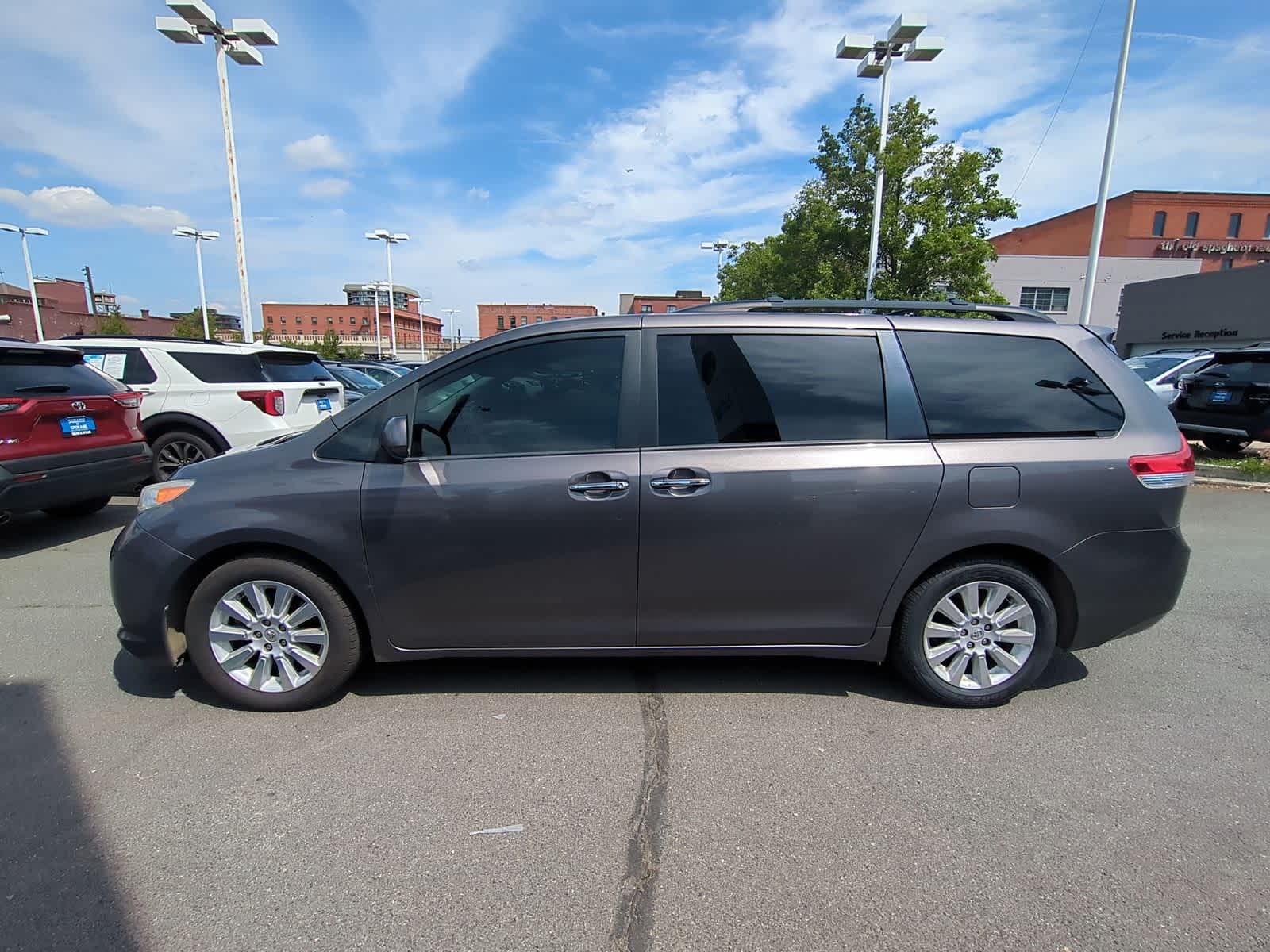 Thumbnail: 2013 Toyota Sienna - 5