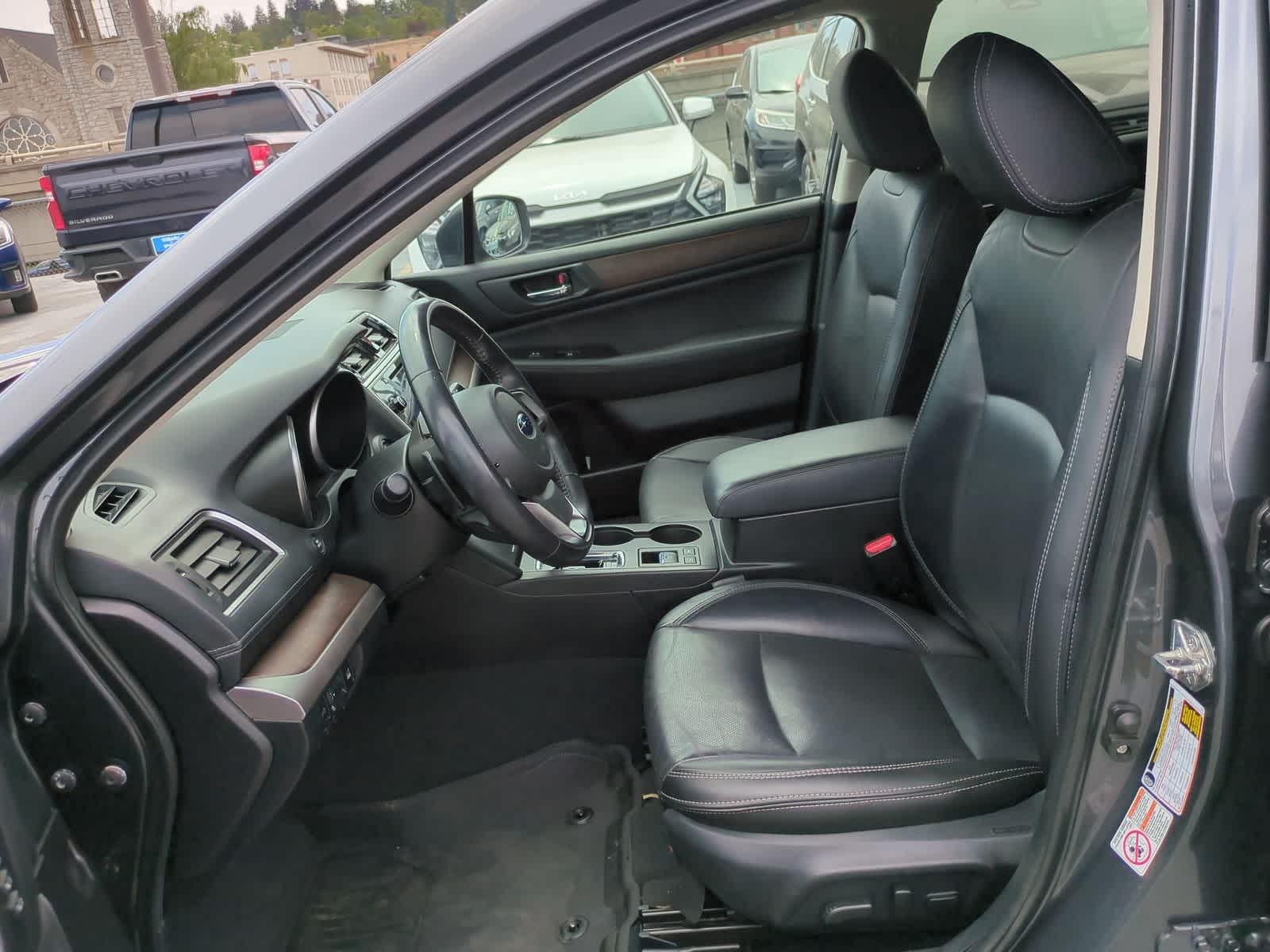 2018 Subaru Outback Limited 17