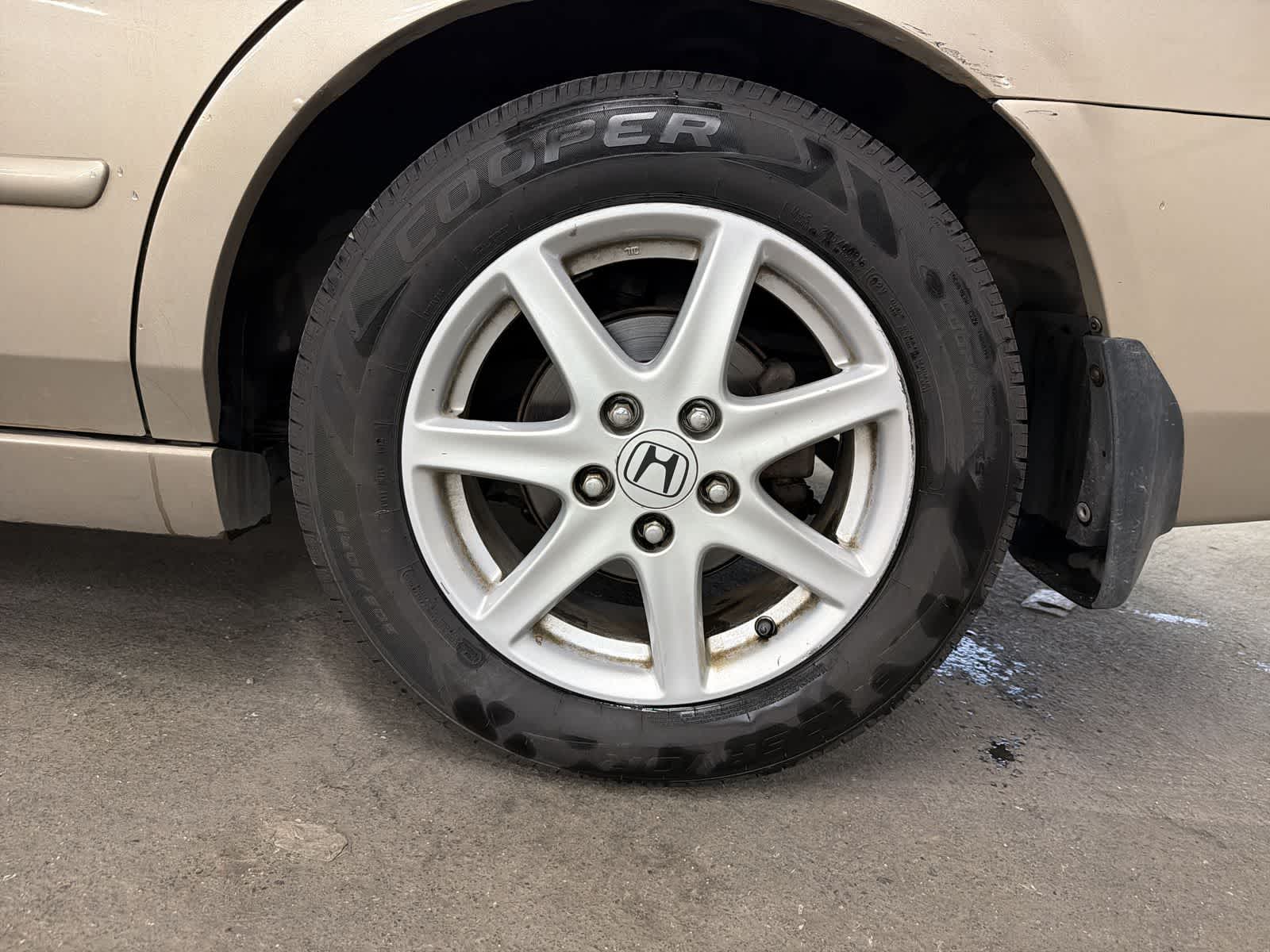 Thumbnail: 2003 Honda Accord - 14