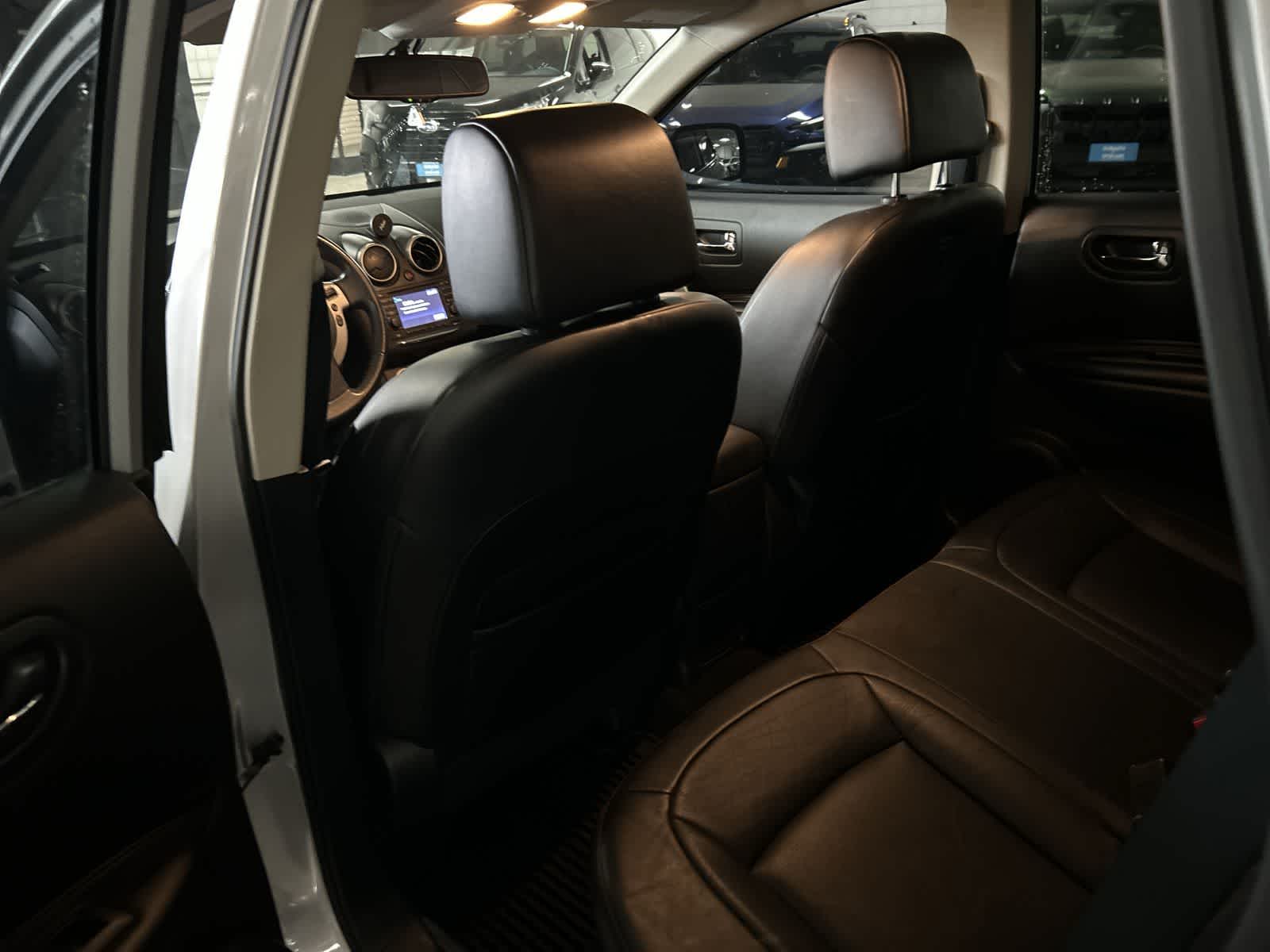 Thumbnail: 2013 Nissan Rogue - 11
