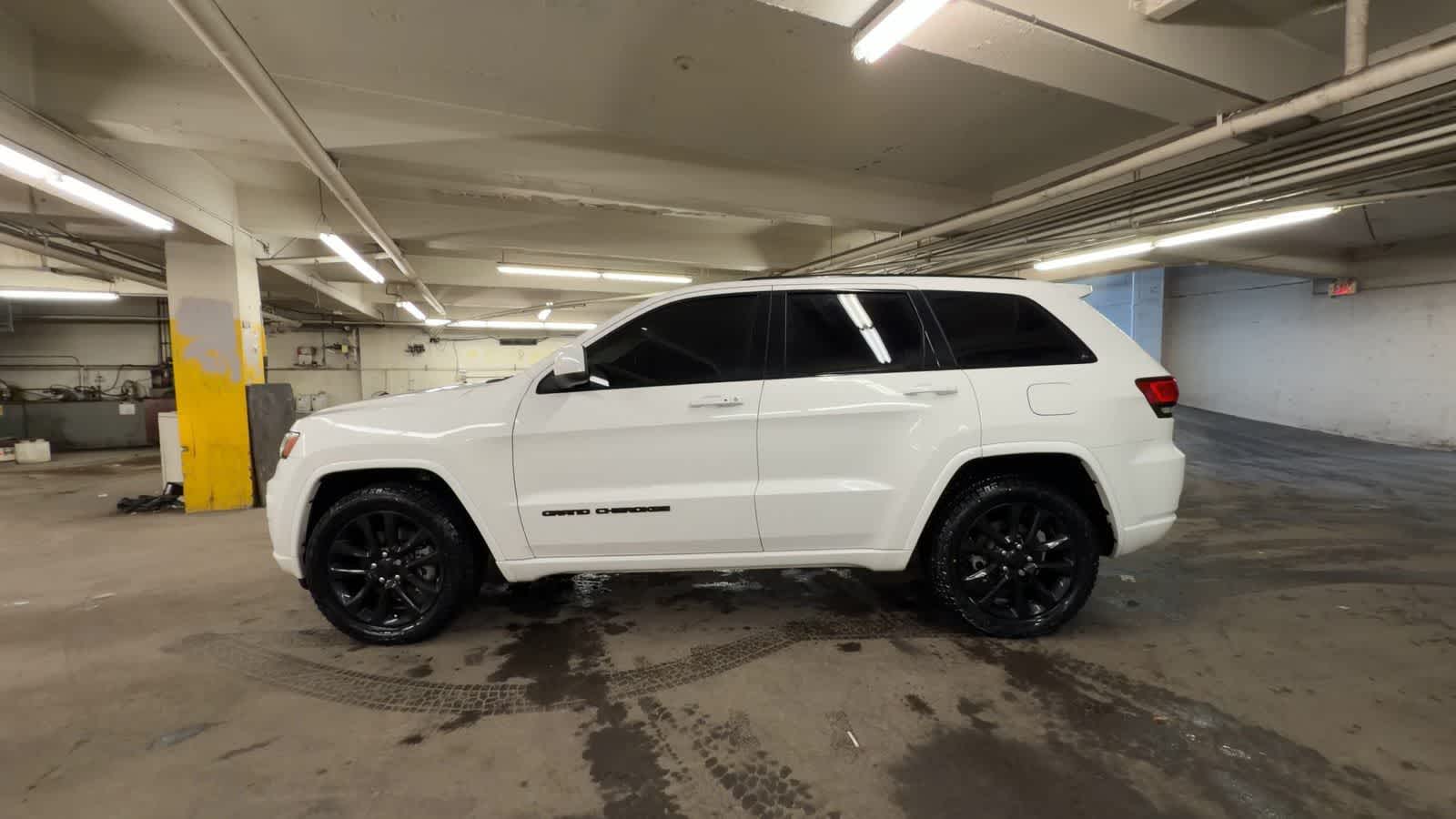 Thumbnail: 2021 Jeep Grand Cherokee - 5