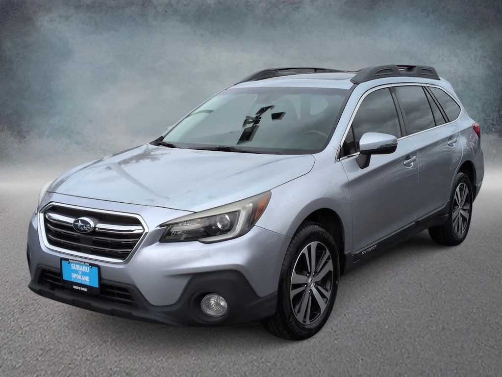 Used 2018 Subaru Outback Limited SUV