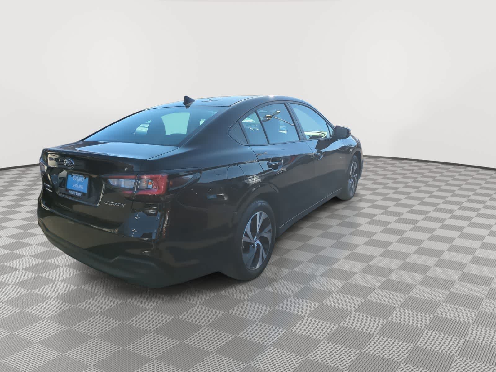 Thumbnail: 2025 Subaru Legacy - 9