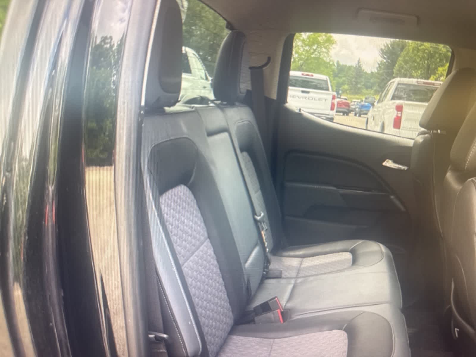 2016 Chevrolet Colorado Z71 13