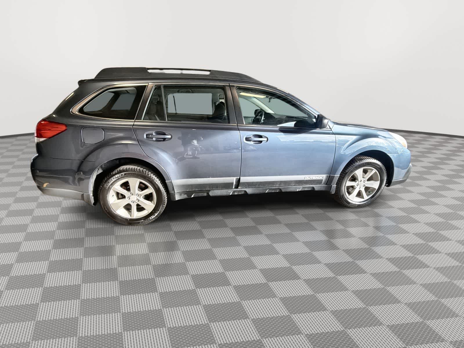 Thumbnail: 2014 Subaru Outback - 9