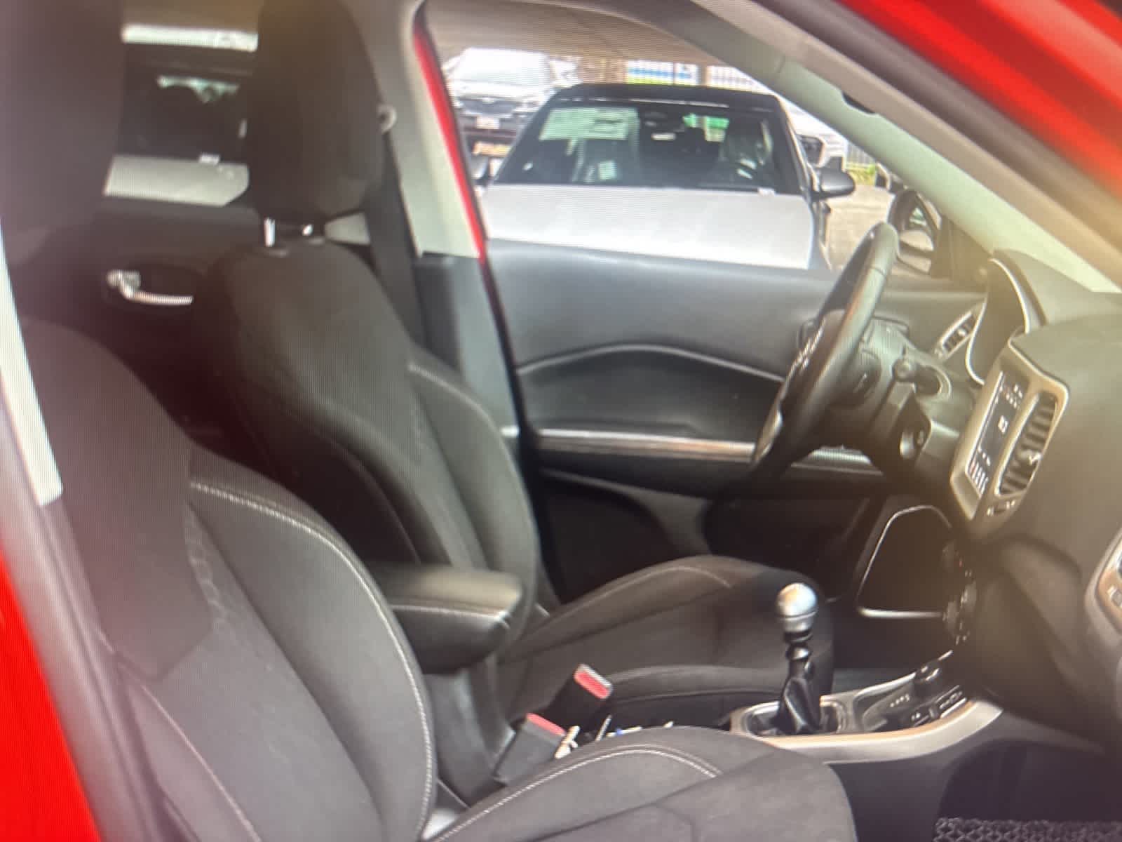 Thumbnail: 2018 Jeep Compass - 11