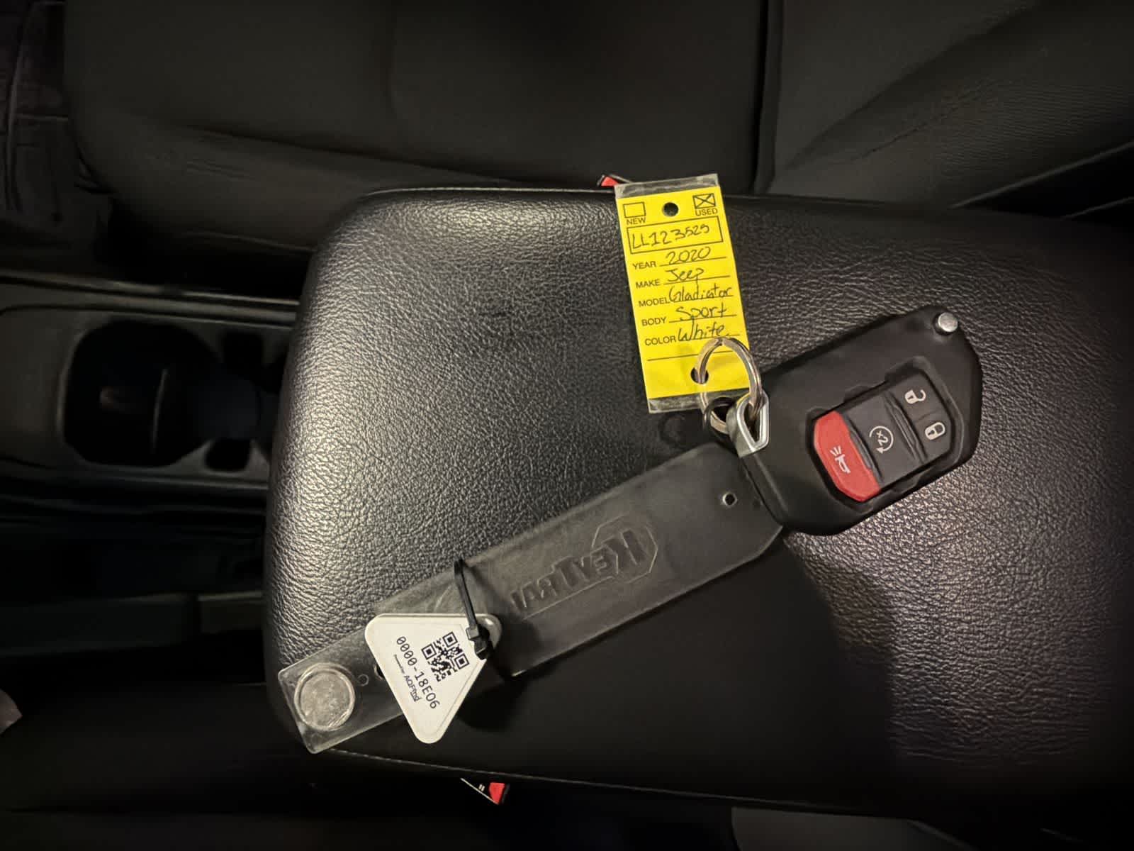 Thumbnail: 2020 Jeep Gladiator - 34