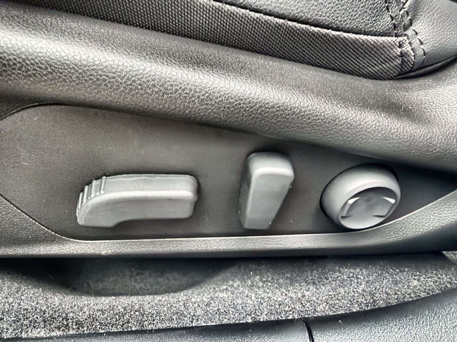 Thumbnail: 2026 Subaru Outback - 18