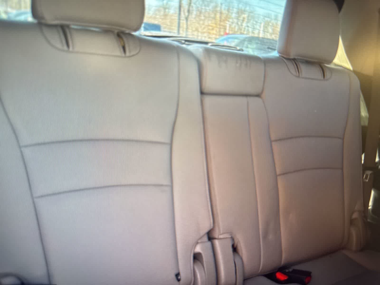 Thumbnail: 2017 Honda Pilot - 15