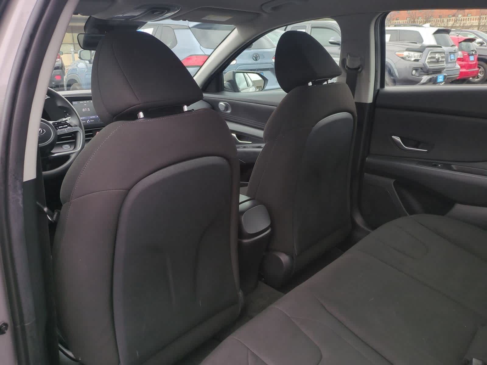 Thumbnail: 2023 Hyundai Elantra - 18