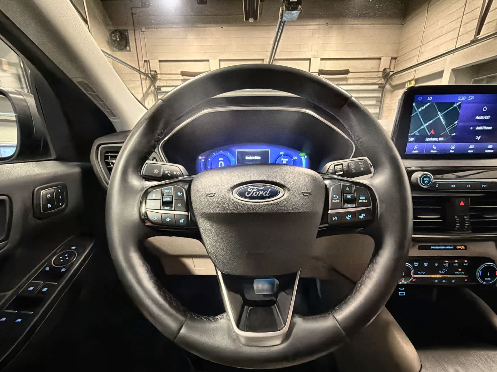 Thumbnail: 2022 Ford Escape - 23