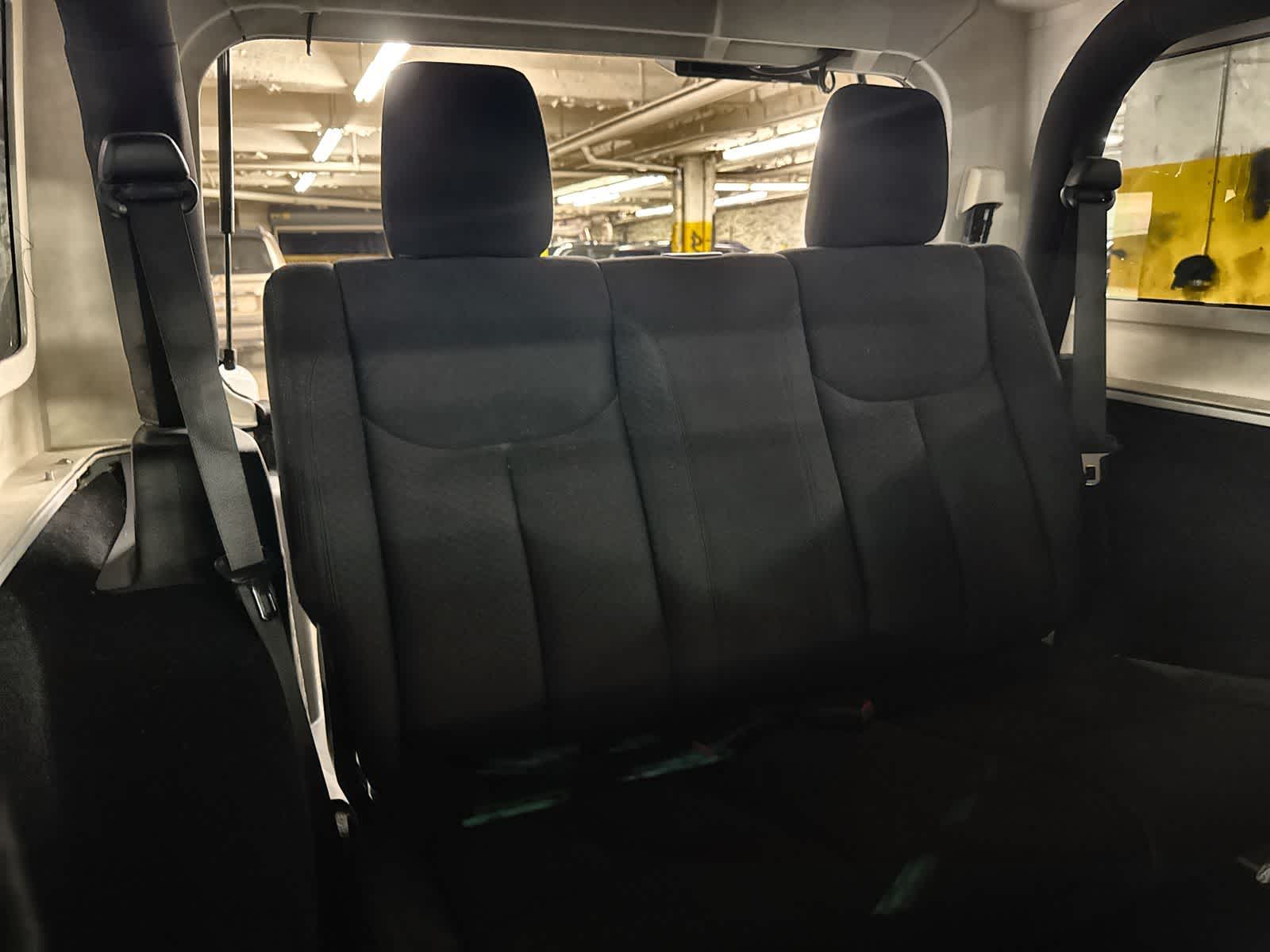 Thumbnail: 2013 Jeep Wrangler - 21