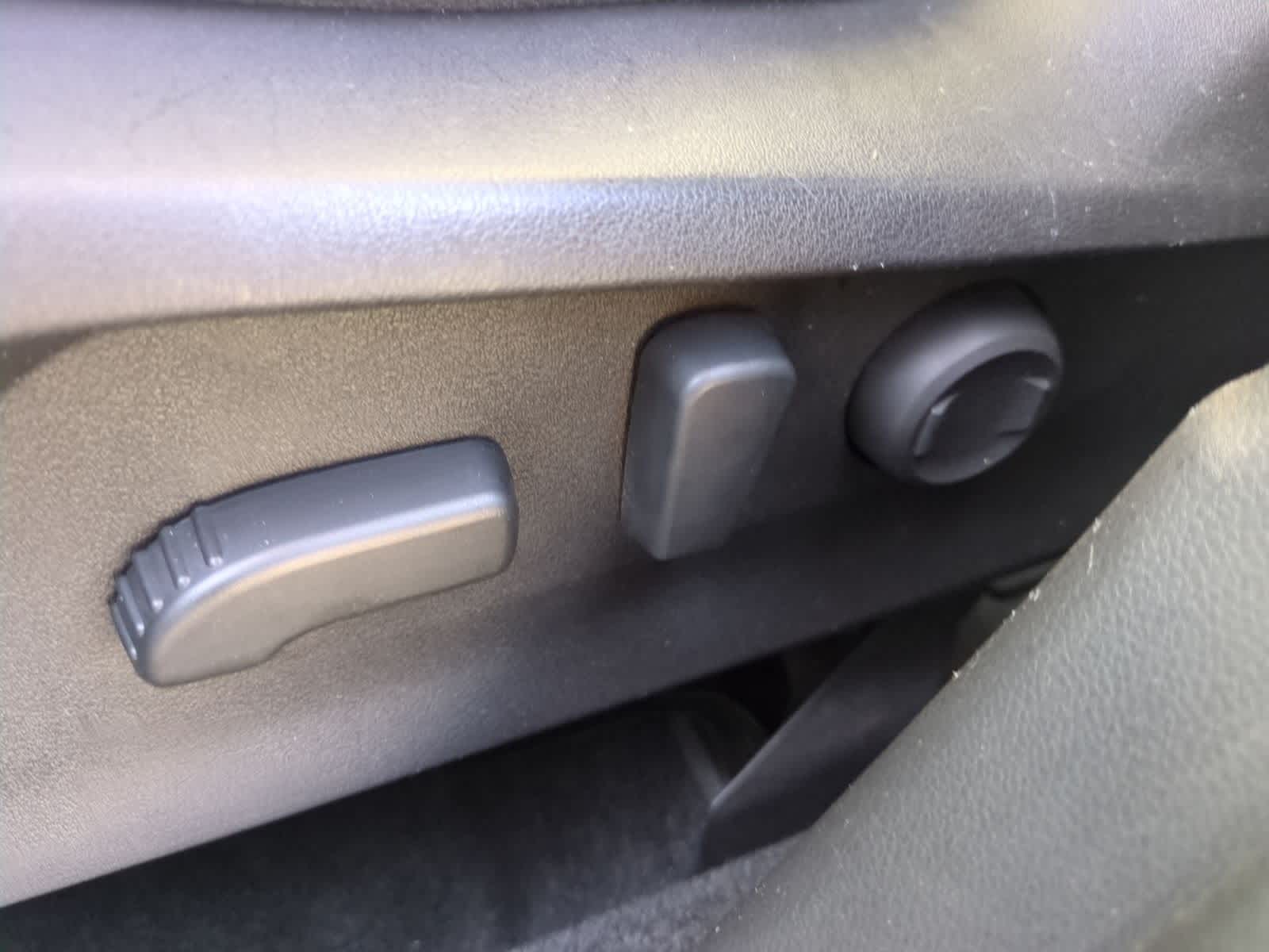 Thumbnail: 2019 Subaru Forester - 18