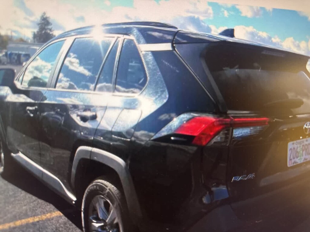 Used 2024 Toyota RAV4 XLE SUV