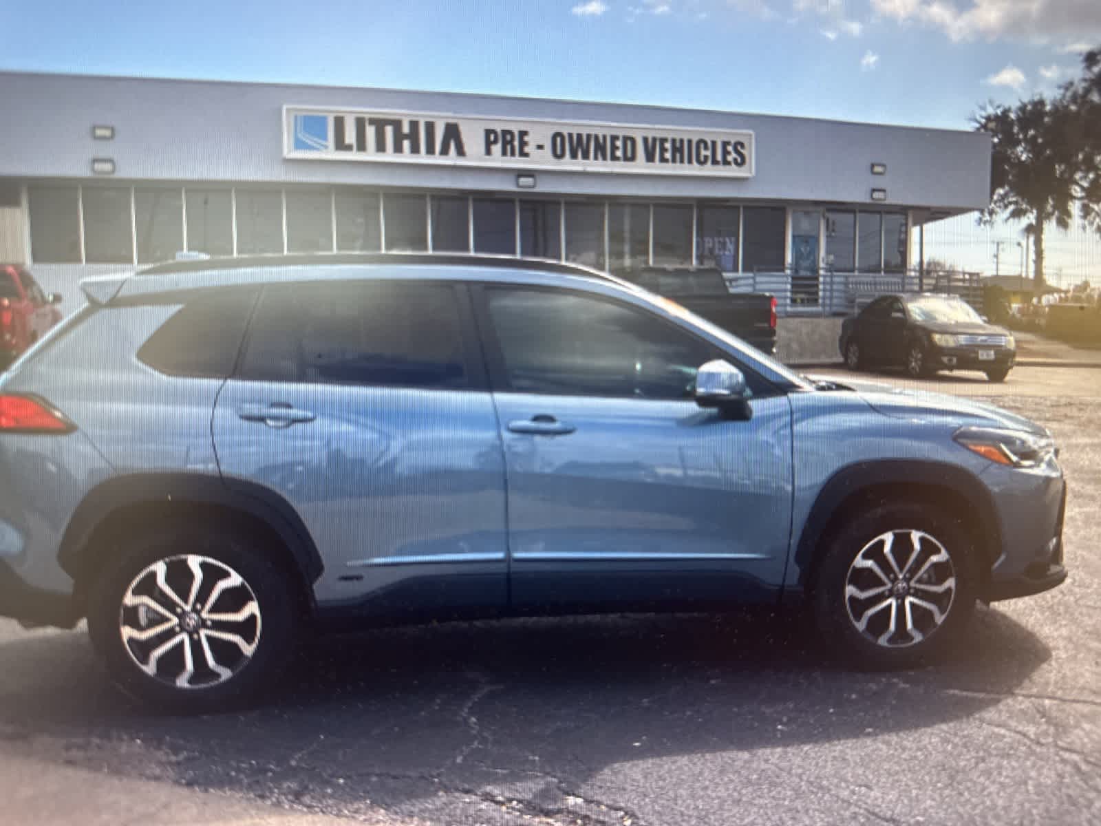 Thumbnail: 2023 Toyota Corolla Cross - 6